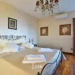 Villa Donna Franca *