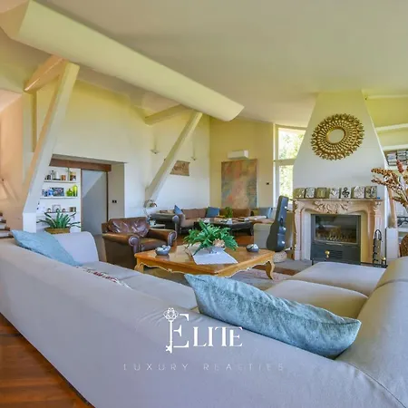 Donna Franca Villa Meina